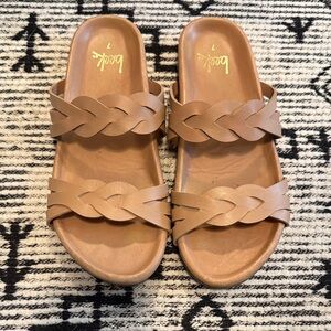 Beek Tan Braided Leather Sandals